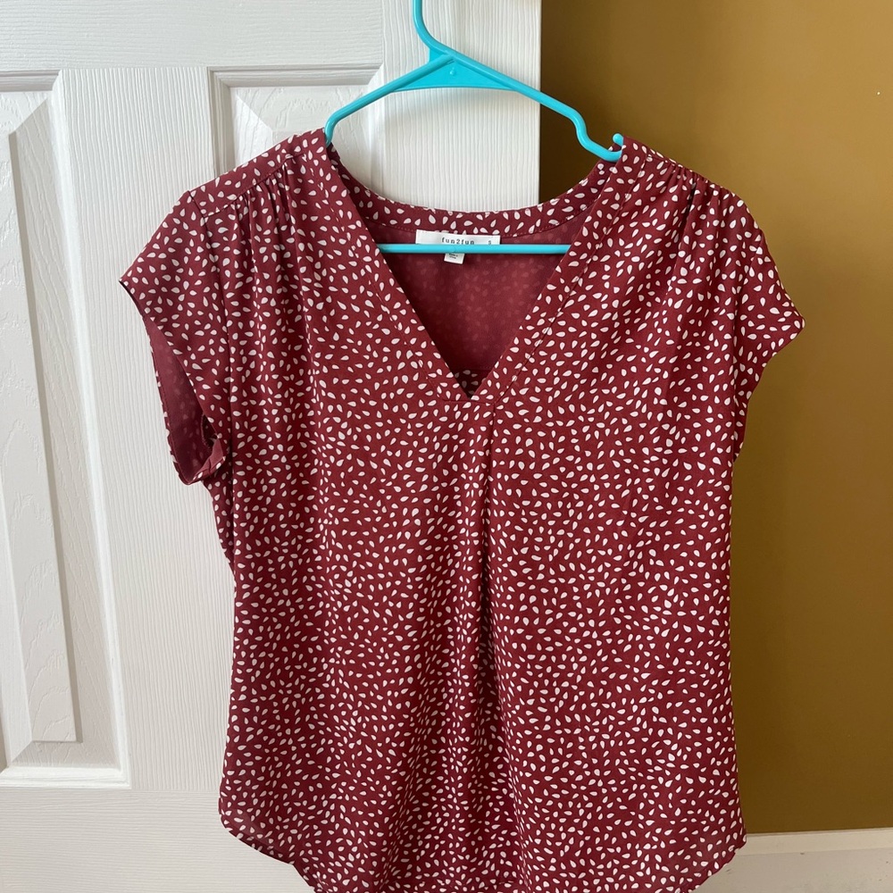LOFT Burgundy and White Patterned Blouse